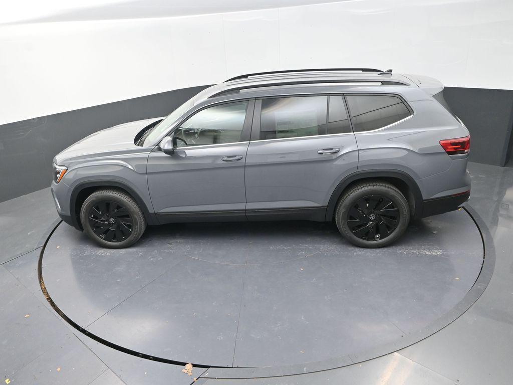 new 2026 Volkswagen Atlas car, priced at $45,025