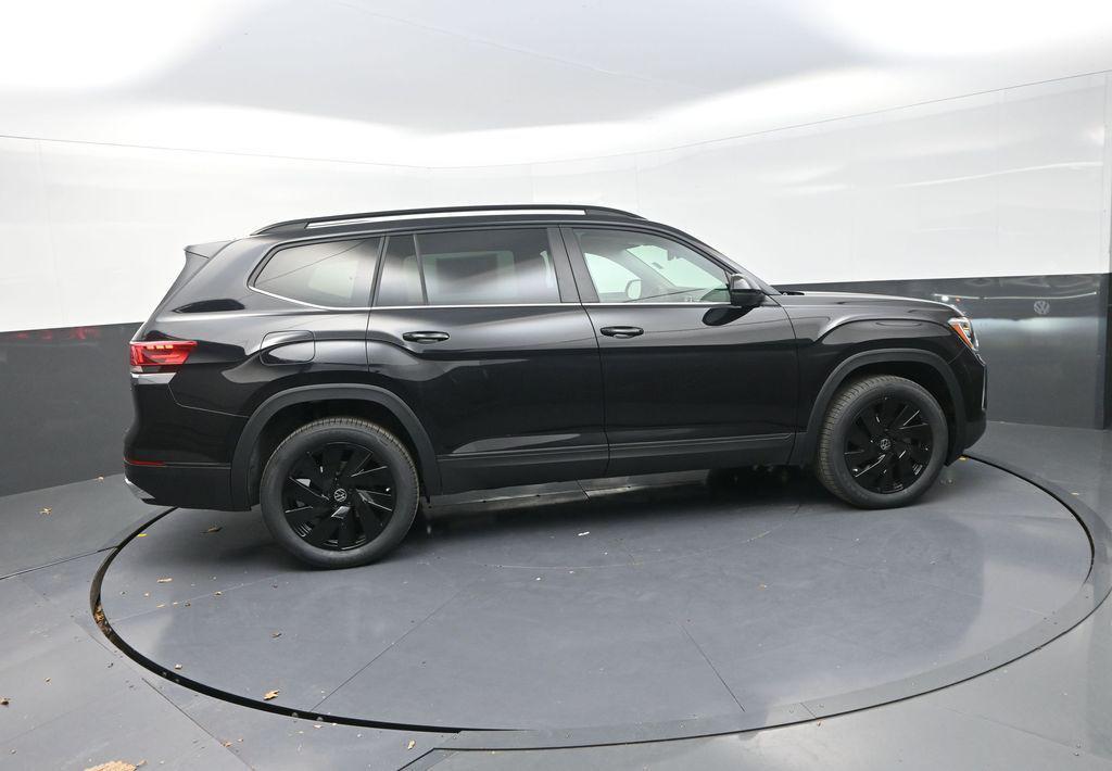 new 2026 Volkswagen Atlas car, priced at $45,022
