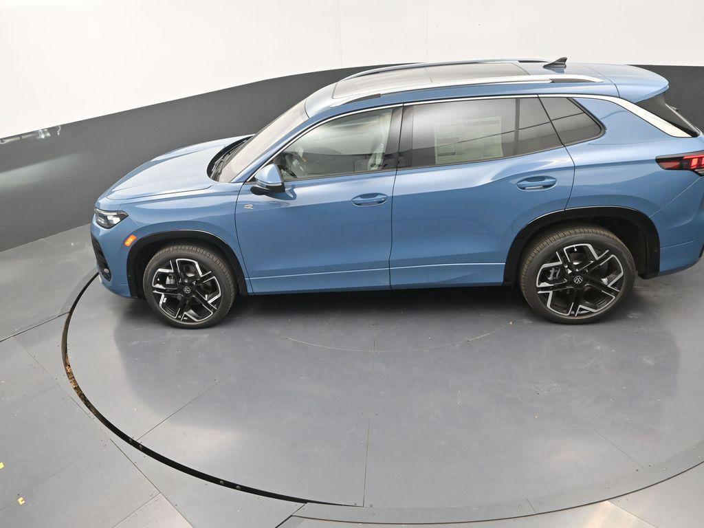 new 2026 Volkswagen Tiguan car, priced at $43,993