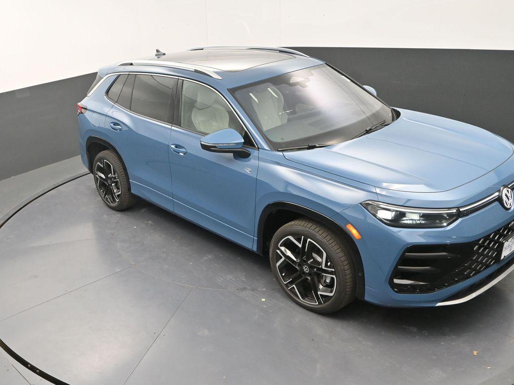 new 2026 Volkswagen Tiguan car, priced at $43,993