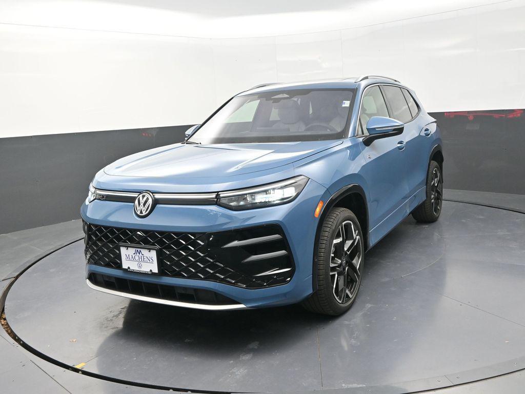 new 2026 Volkswagen Tiguan car, priced at $43,993