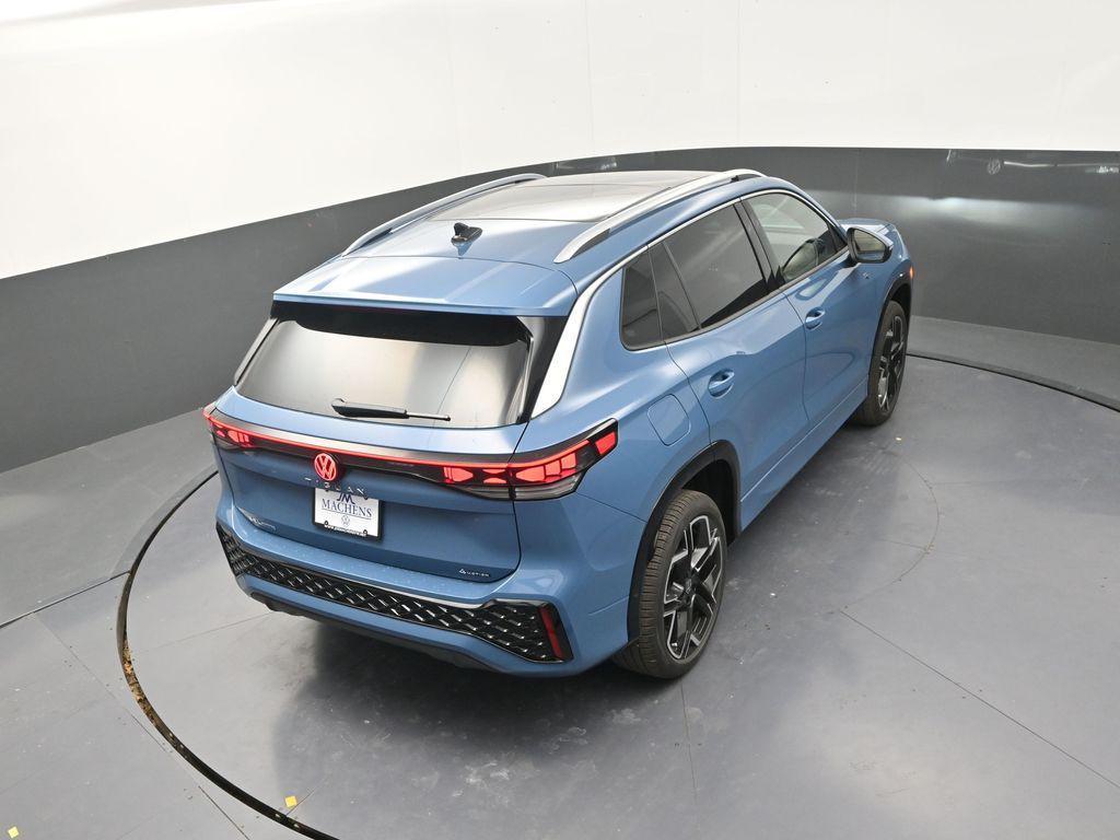 new 2026 Volkswagen Tiguan car, priced at $43,993