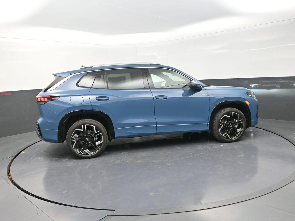 new 2026 Volkswagen Tiguan car, priced at $43,993