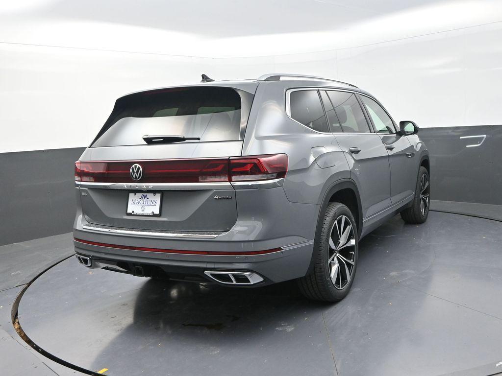 new 2026 Volkswagen Atlas car, priced at $52,618
