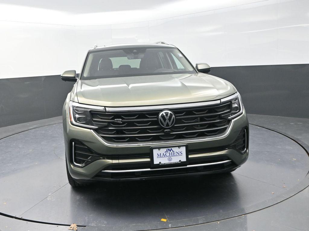 new 2026 Volkswagen Atlas car, priced at $52,181