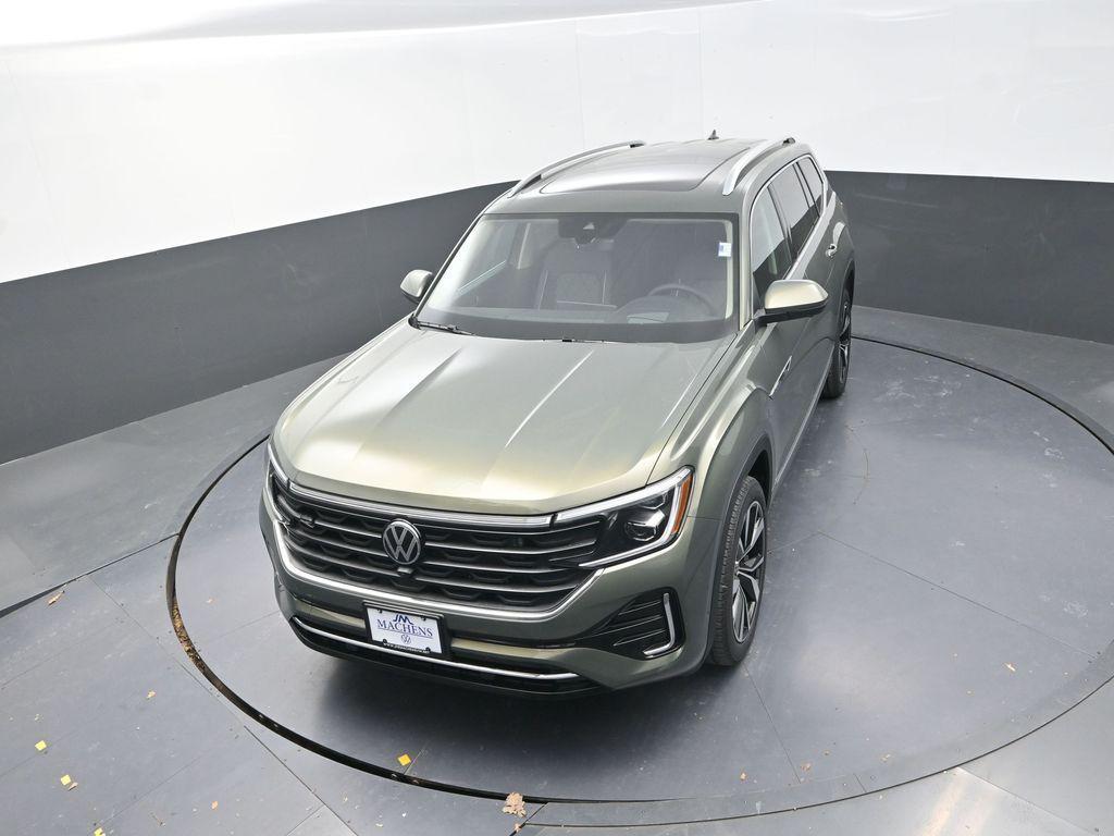new 2026 Volkswagen Atlas car, priced at $52,181