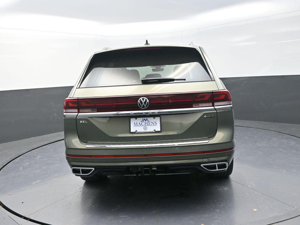 new 2026 Volkswagen Atlas car, priced at $52,181