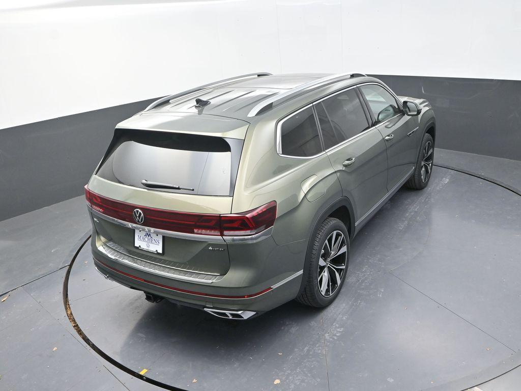 new 2026 Volkswagen Atlas car, priced at $52,181