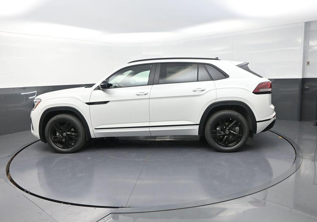 new 2026 Volkswagen Atlas Cross Sport car, priced at $49,446