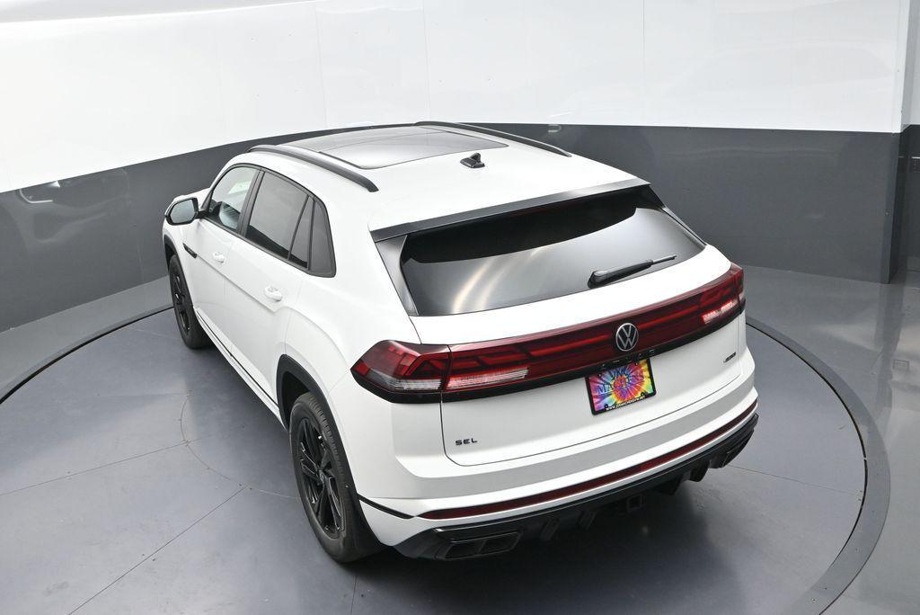 new 2026 Volkswagen Atlas Cross Sport car, priced at $49,446