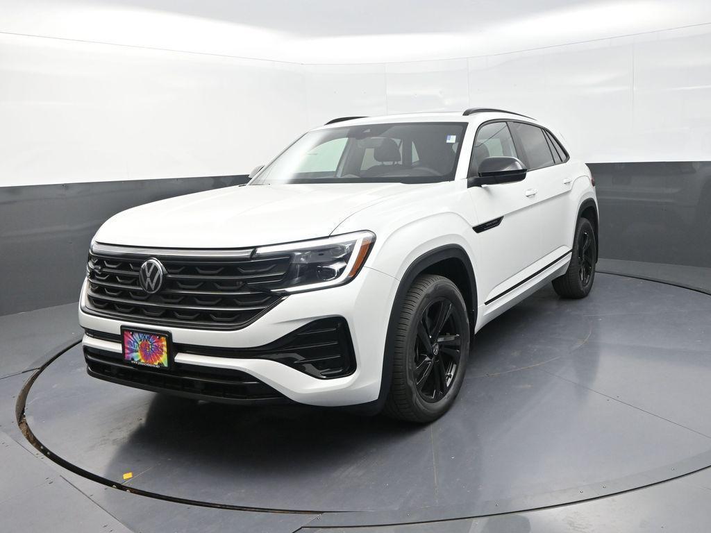 new 2026 Volkswagen Atlas Cross Sport car, priced at $49,446