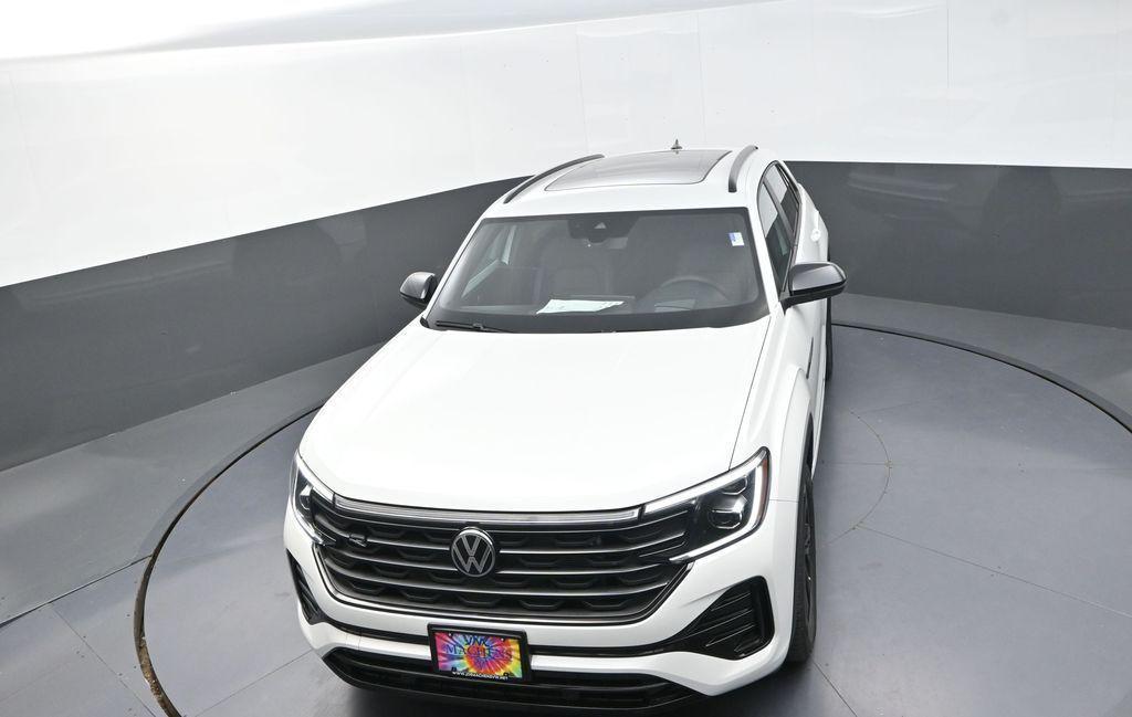 new 2026 Volkswagen Atlas Cross Sport car, priced at $49,446