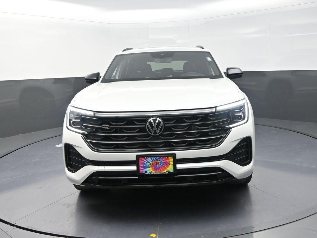 new 2026 Volkswagen Atlas Cross Sport car, priced at $49,446