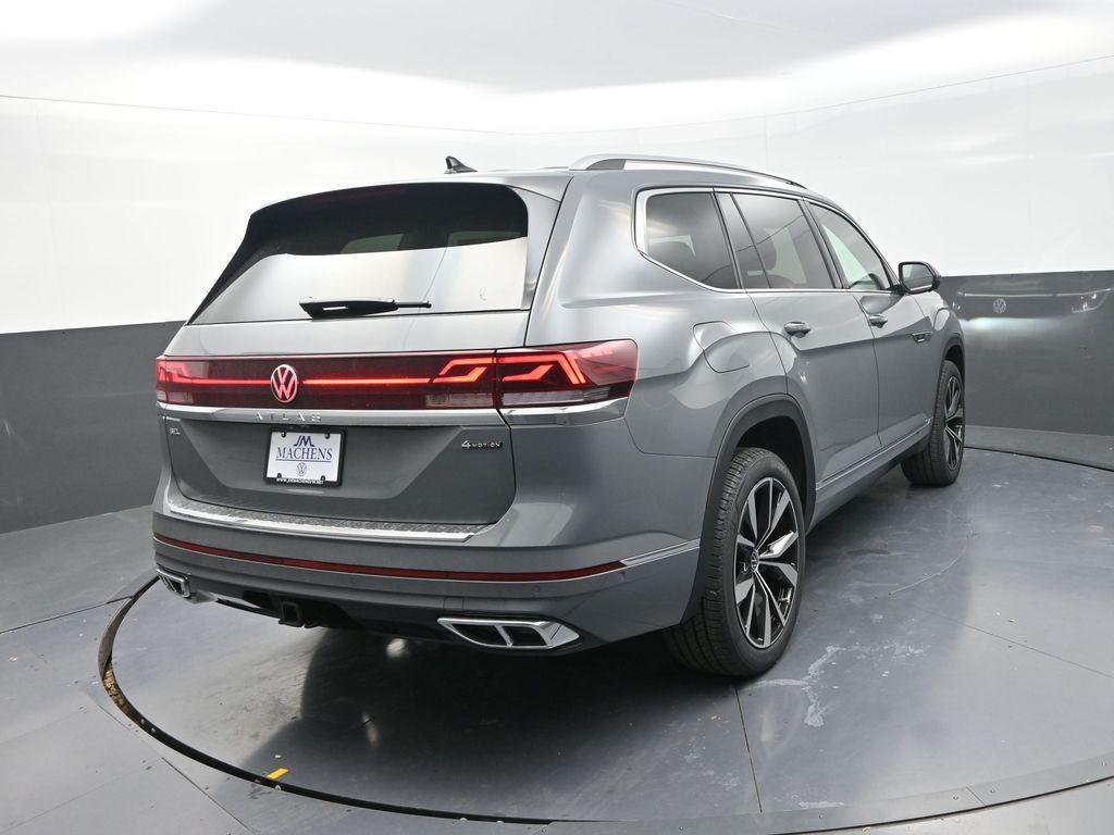 new 2026 Volkswagen Atlas car, priced at $52,618
