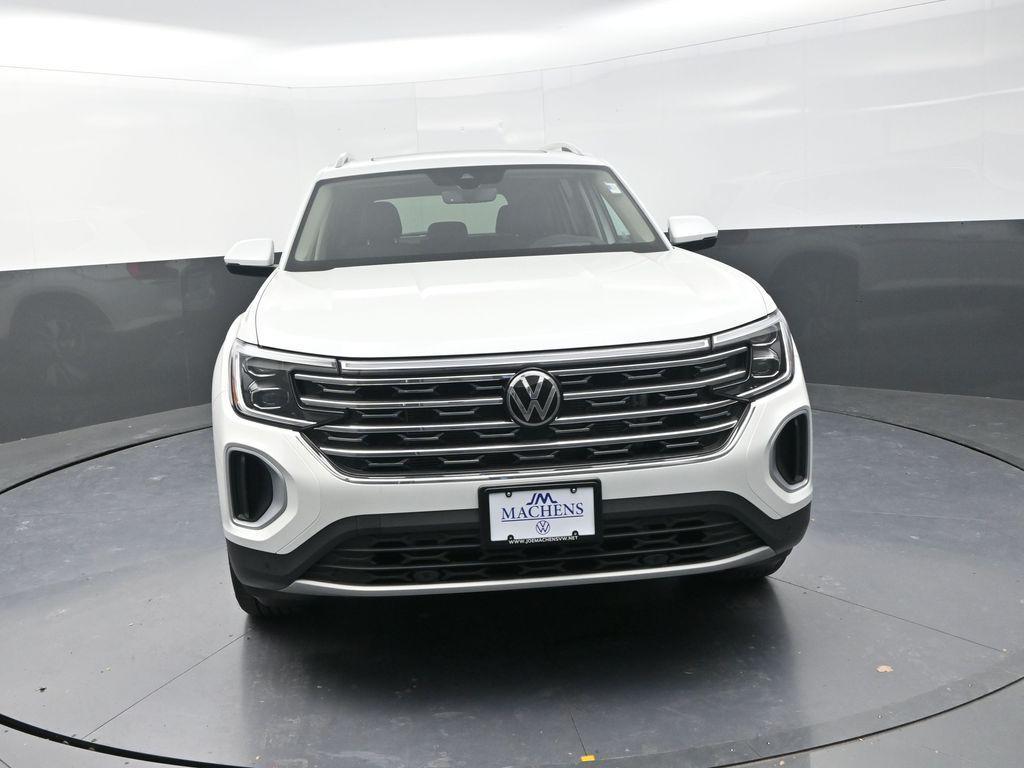 new 2026 Volkswagen Atlas car, priced at $47,773