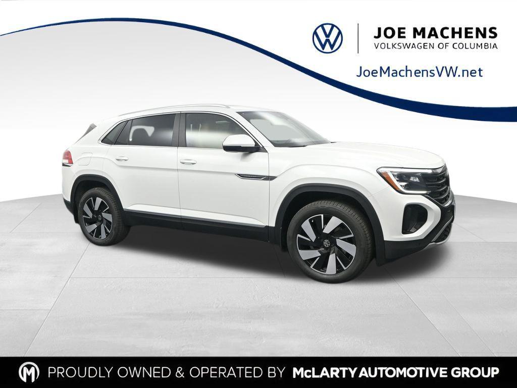 new 2026 Volkswagen Atlas Cross Sport car, priced at $47,353