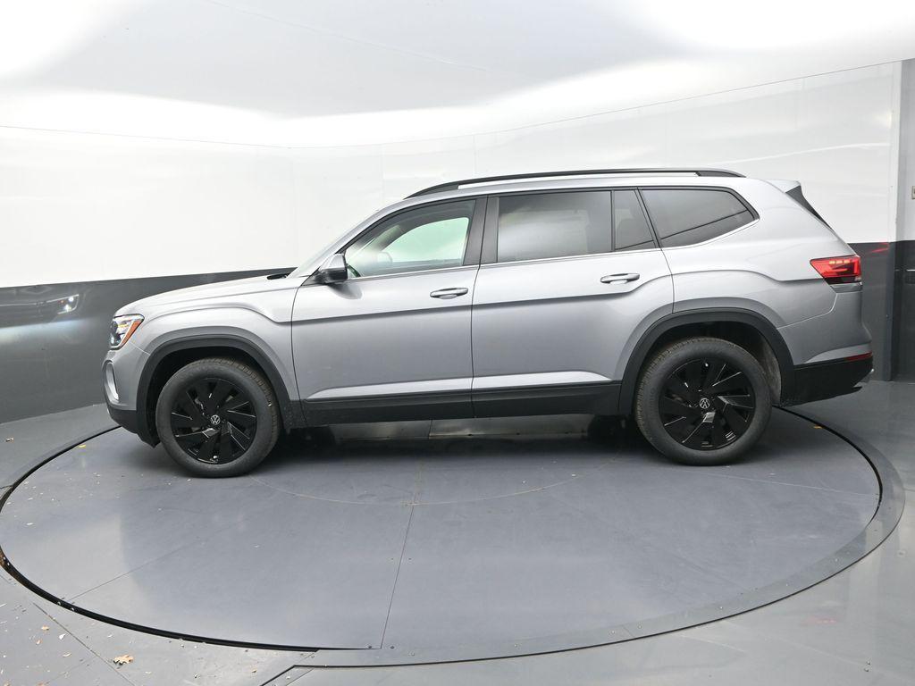 new 2026 Volkswagen Atlas car, priced at $45,707