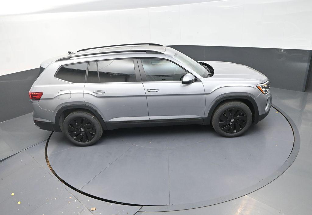 new 2026 Volkswagen Atlas car, priced at $45,707