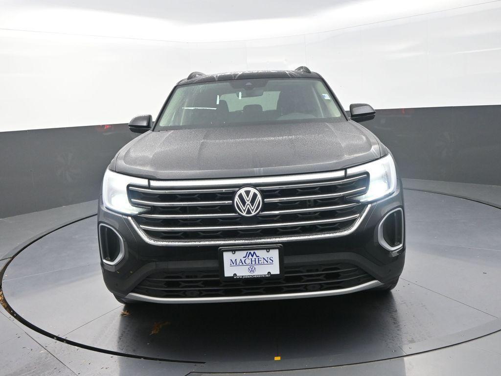 new 2026 Volkswagen Atlas car, priced at $44,510