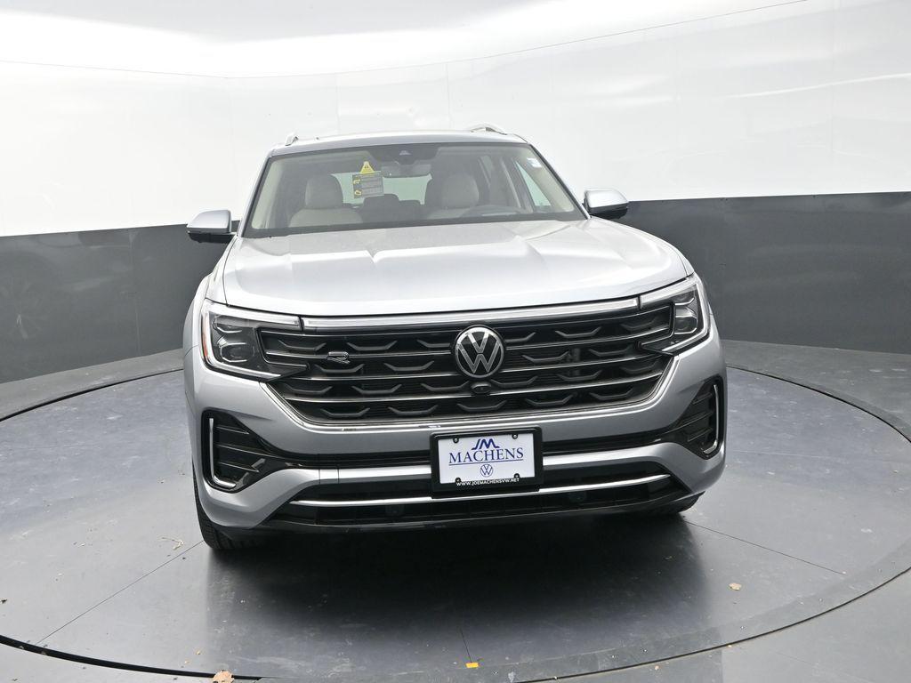 new 2026 Volkswagen Atlas car, priced at $52,181