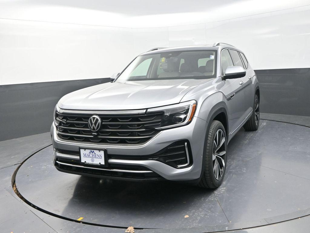 new 2026 Volkswagen Atlas car, priced at $52,181