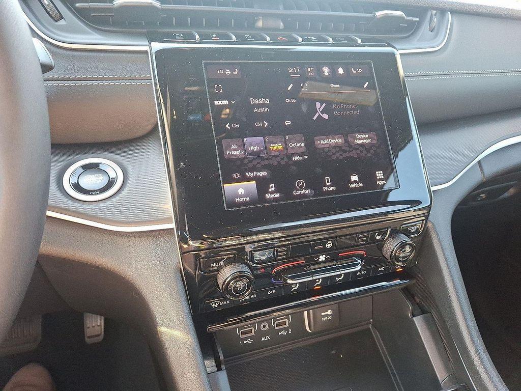 new 2025 Jeep Grand Cherokee L car, priced at $40,825