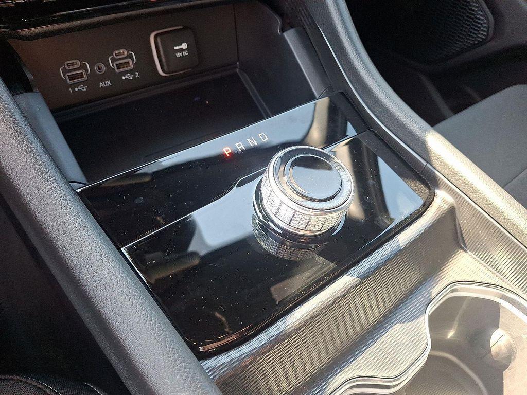 new 2025 Jeep Grand Cherokee L car, priced at $40,825