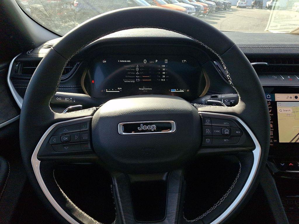 new 2026 Jeep Grand Cherokee car, priced at $48,525