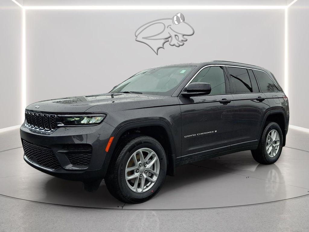 new 2026 Jeep Grand Cherokee car, priced at $43,605