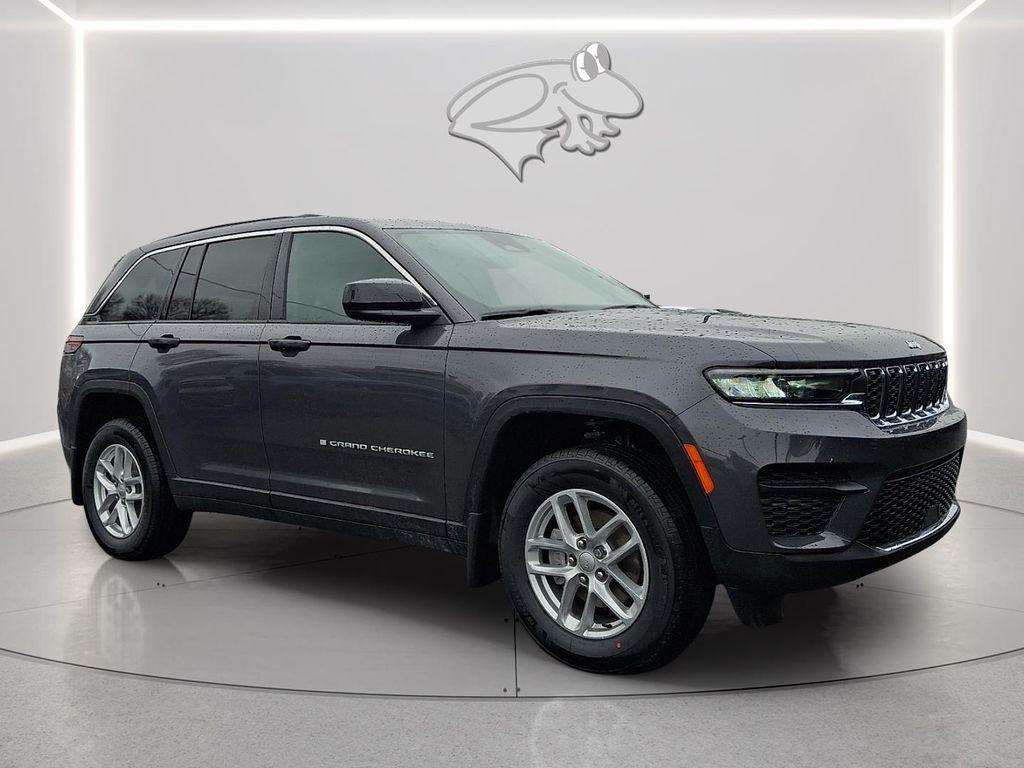 new 2026 Jeep Grand Cherokee car, priced at $43,605