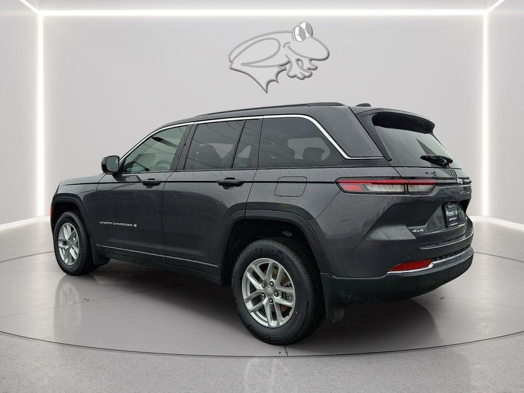 new 2026 Jeep Grand Cherokee car, priced at $43,605