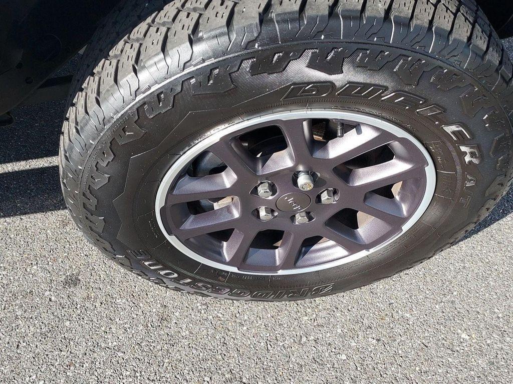 used 2022 Jeep Gladiator car, priced at $34,219