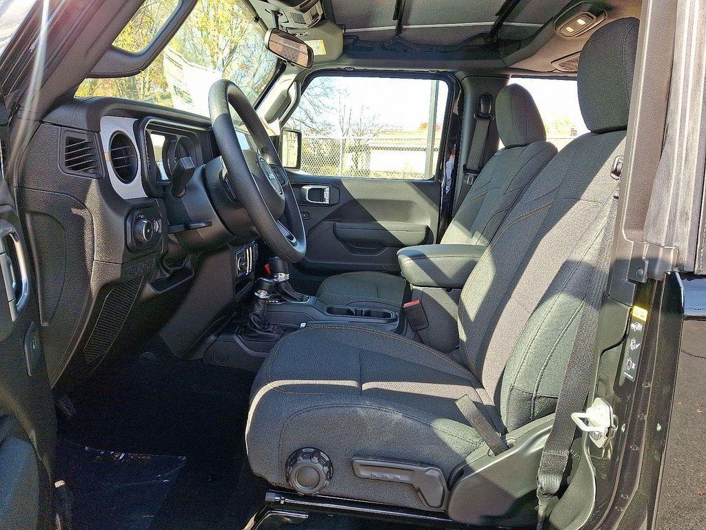 new 2026 Jeep Wrangler car, priced at $38,850