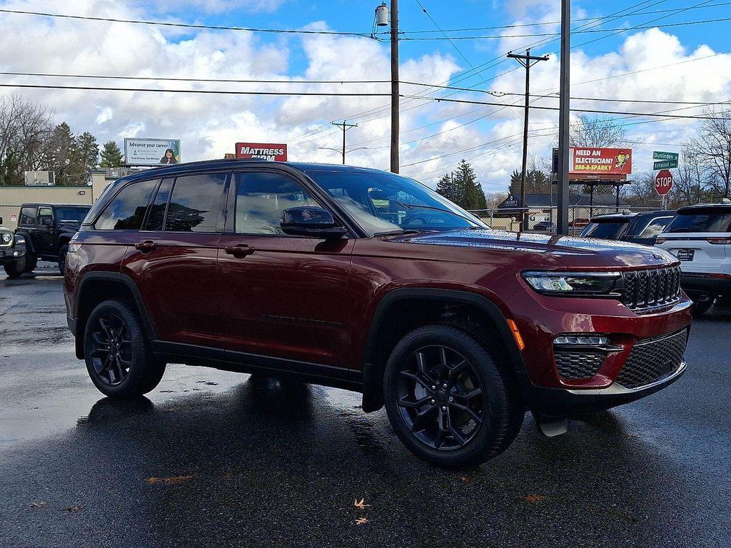 new 2025 Jeep Grand Cherokee car, priced at $50,410