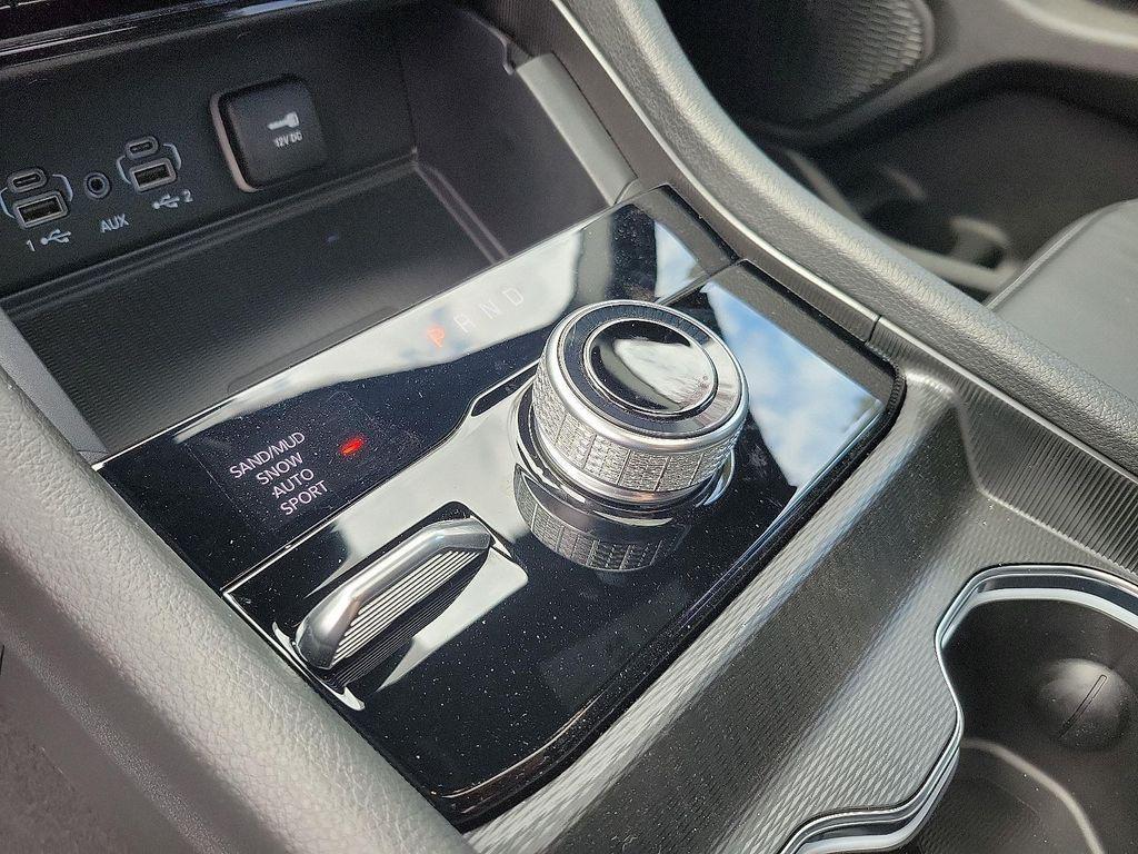 new 2025 Jeep Grand Cherokee car, priced at $48,500