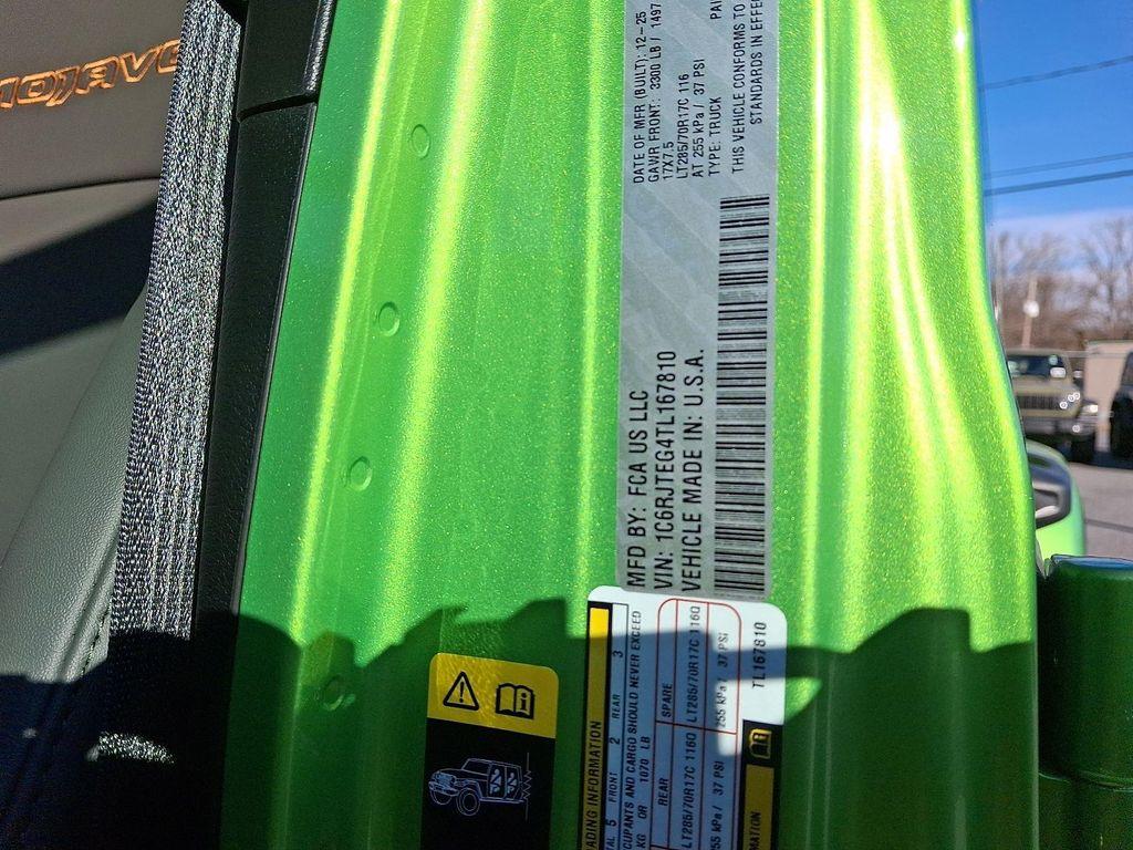 new 2026 Jeep Gladiator car, priced at $57,200