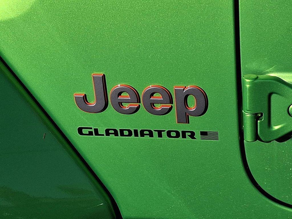 new 2026 Jeep Gladiator car, priced at $57,200