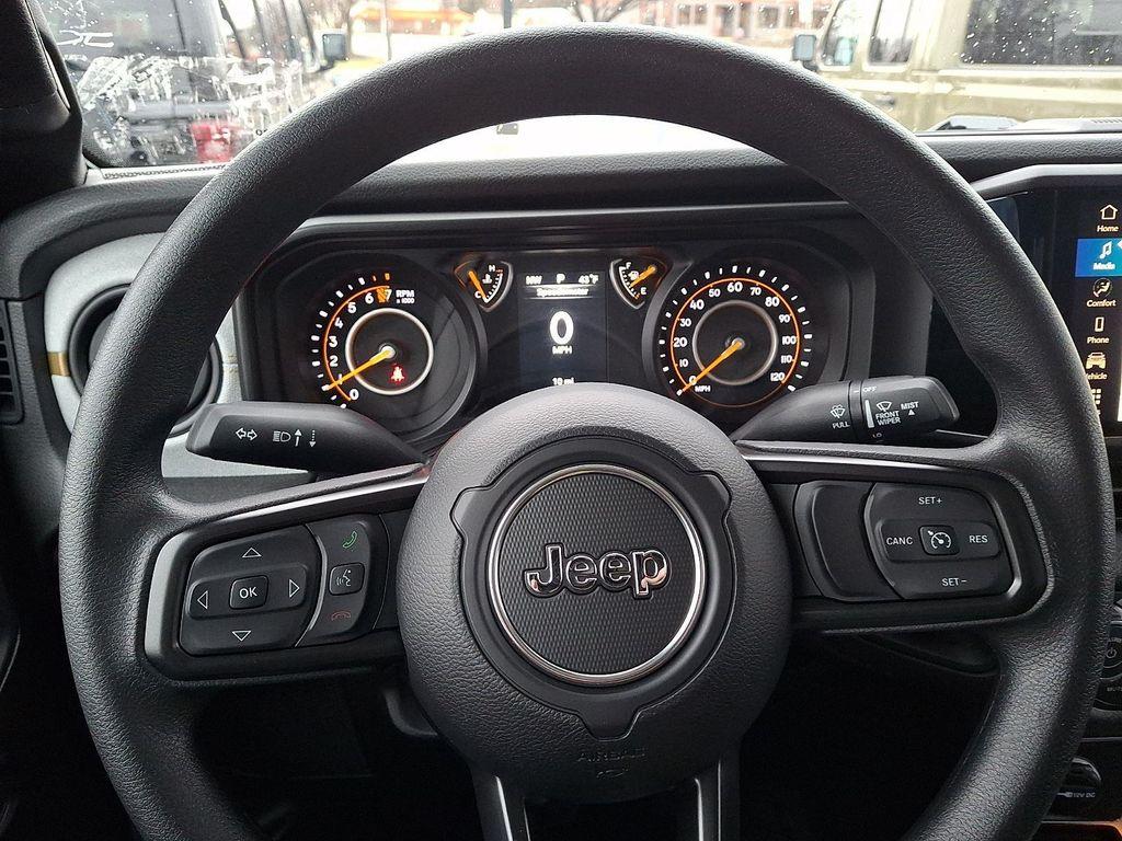 new 2026 Jeep Gladiator car, priced at $41,540