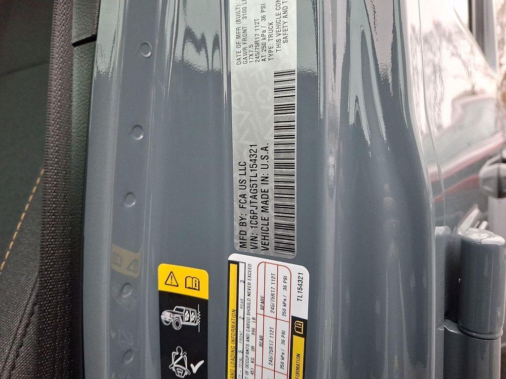 new 2026 Jeep Gladiator car, priced at $41,540