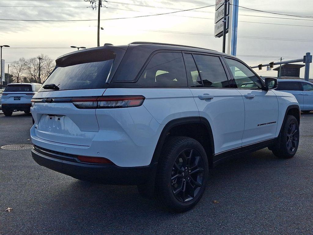 new 2025 Jeep Grand Cherokee car, priced at $51,815