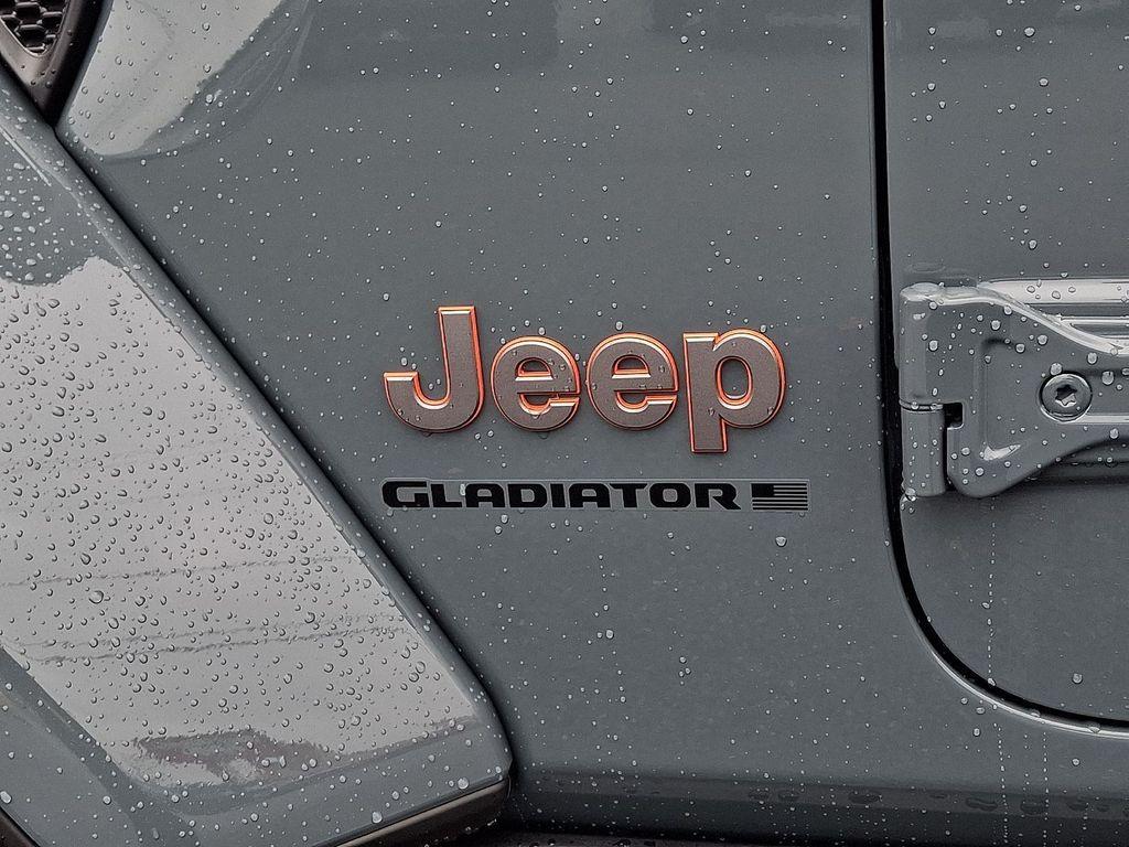 new 2026 Jeep Gladiator car, priced at $58,895