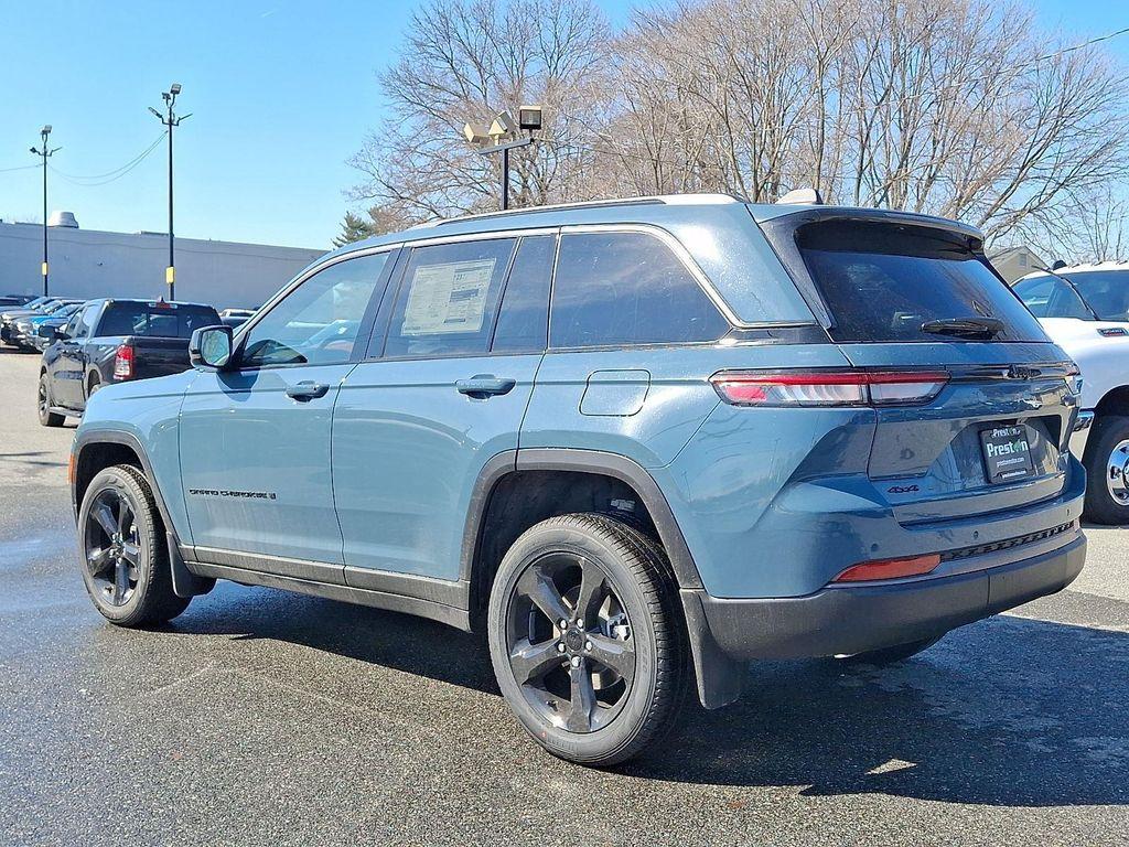 new 2026 Jeep Grand Cherokee car, priced at $50,510
