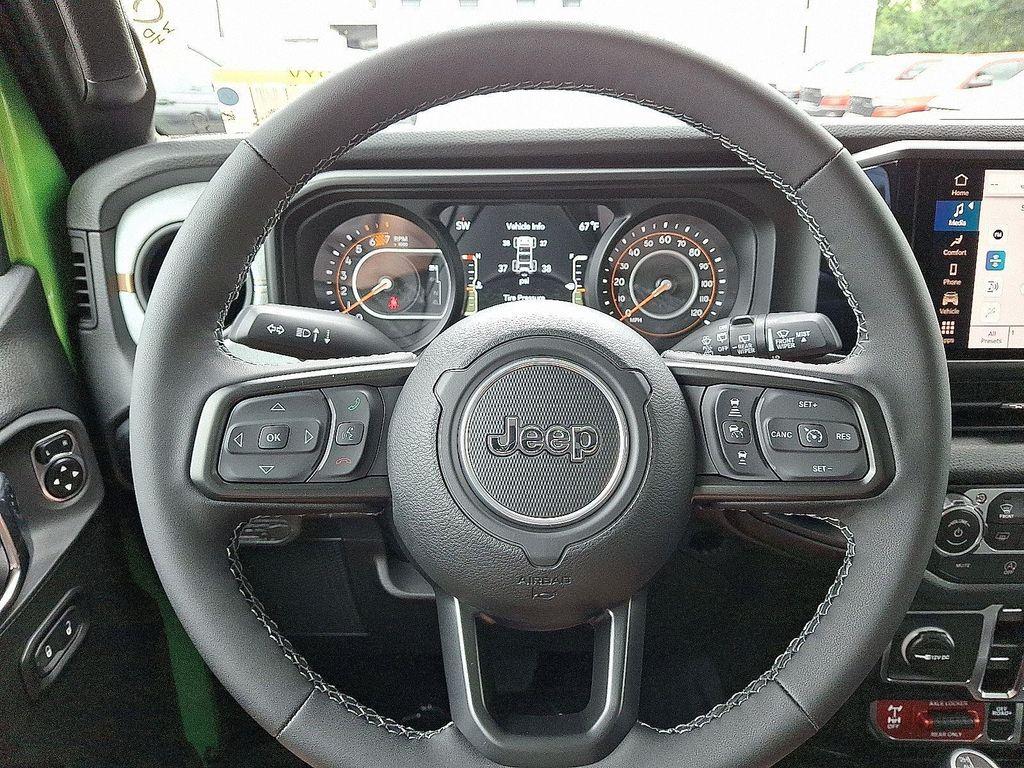 new 2025 Jeep Wrangler car, priced at $51,750