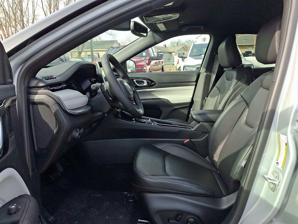 new 2026 Jeep Compass car, priced at $33,000