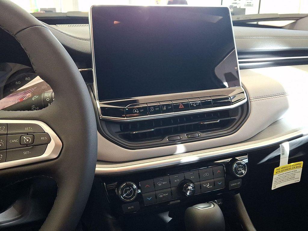 new 2026 Jeep Compass car, priced at $33,500