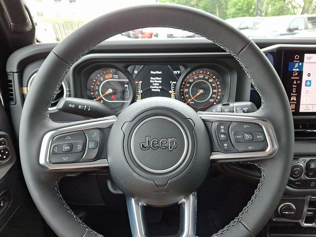 new 2025 Jeep Wrangler car, priced at $50,315