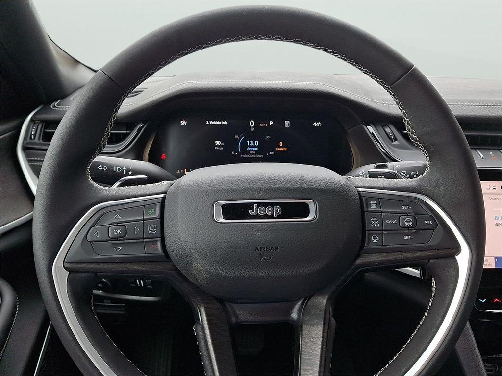 new 2026 Jeep Grand Cherokee car, priced at $51,525