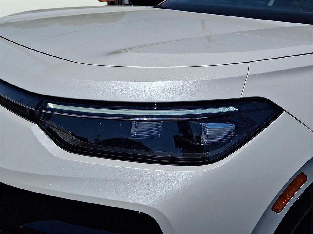 used 2025 Volkswagen Tiguan car, priced at $34,500