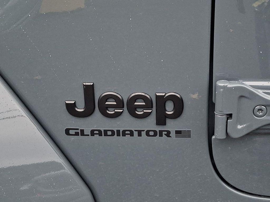 new 2026 Jeep Gladiator car, priced at $49,430