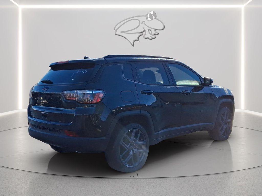 new 2026 Jeep Compass car, priced at $33,774